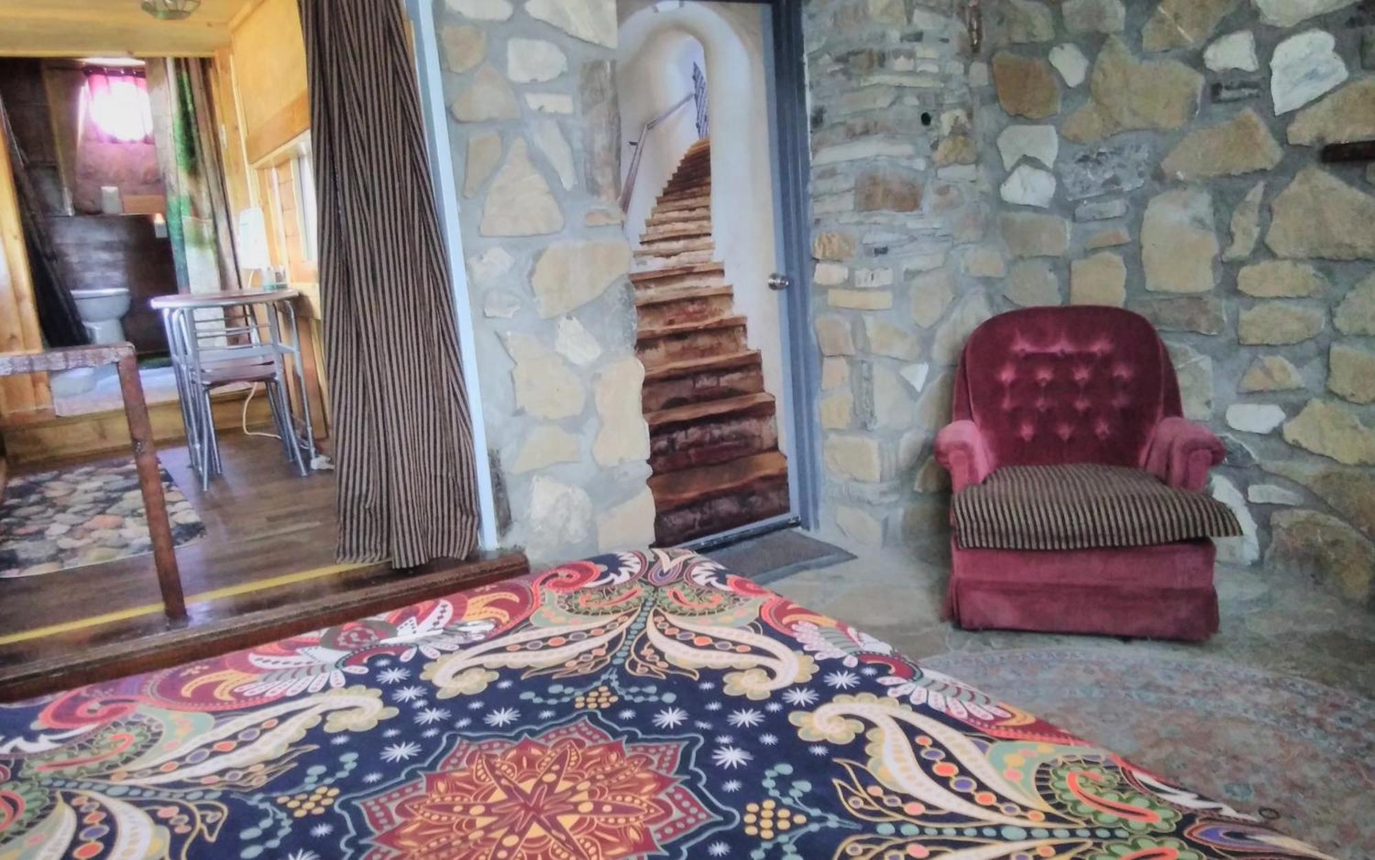 La Loma Del Chivo Llc Stone Cottage Alternative Building マラソン エクステリア 写真