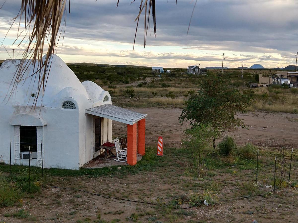 La Loma Del Chivo Llc Stone Cottage Alternative Building マラソン エクステリア 写真