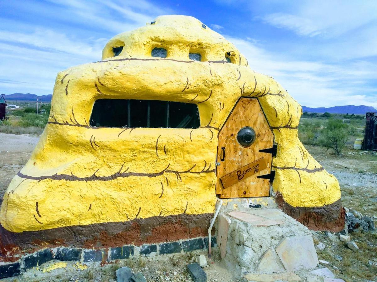 La Loma Del Chivo Llc Stone Cottage Alternative Building マラソン エクステリア 写真